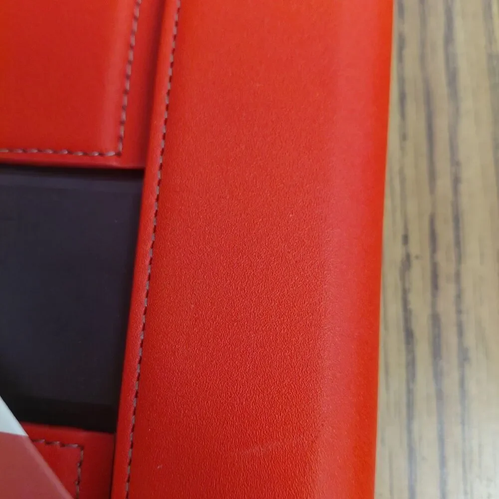 Targus VersaVu Slim Rotating Case for iPad Mini 4,3,2,1 Red See Description